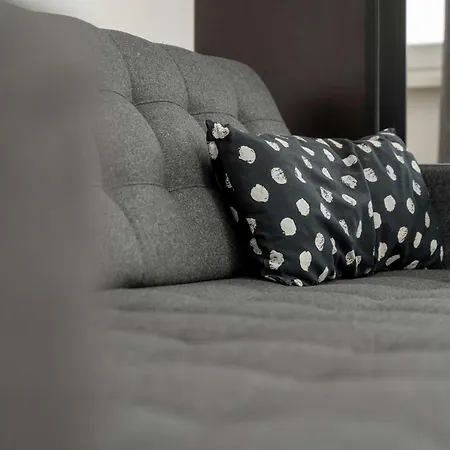 Przytulny Apartament Z Wanna Blisko Parku I Stawu We Wroclawiu By Renters 브로츠와프